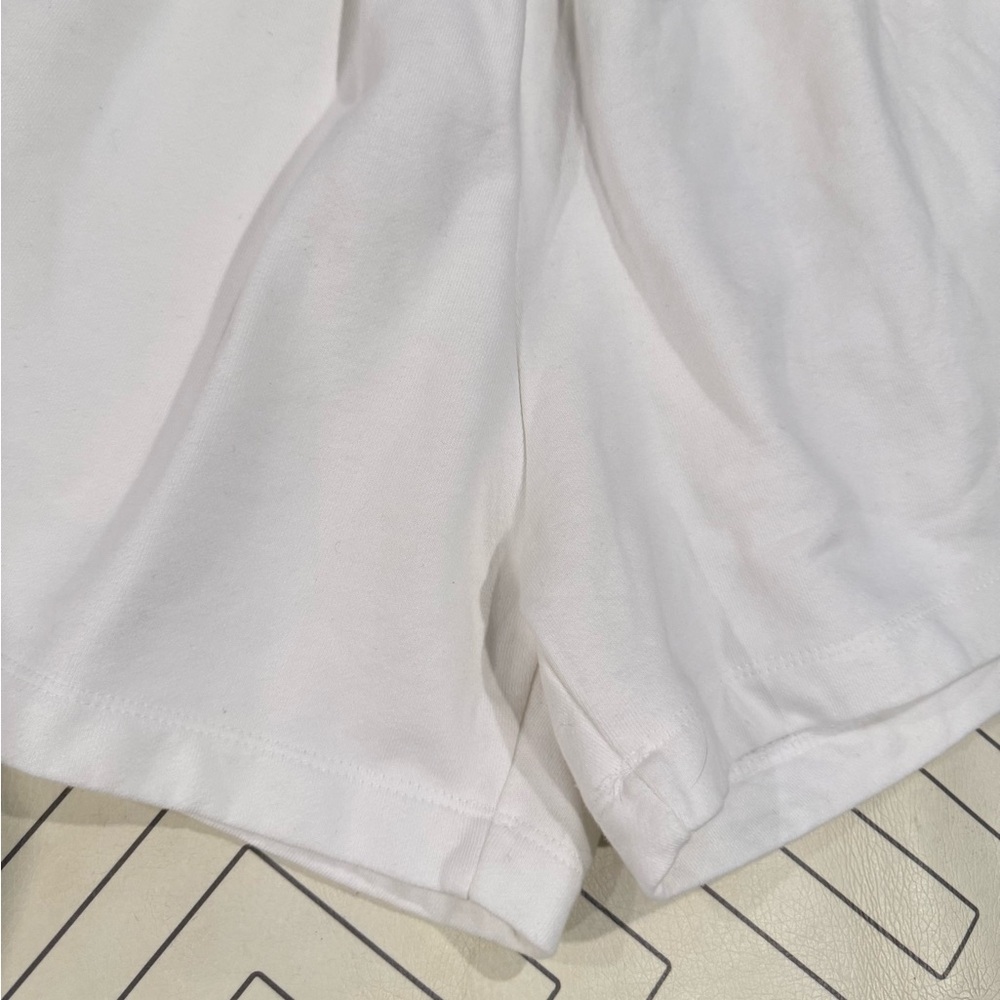 NWT Daily Drills White Shorts - Picture 4 of 12